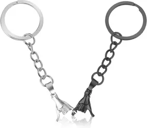 2pcs Pinky Promise Gift Matching Couple Gifts Valentines Day Gifts for Him Her Boyfriend Girlfriend Best Friend Matching Keychains for Couples Wife Husband Birthday Gifts Valentine's Day