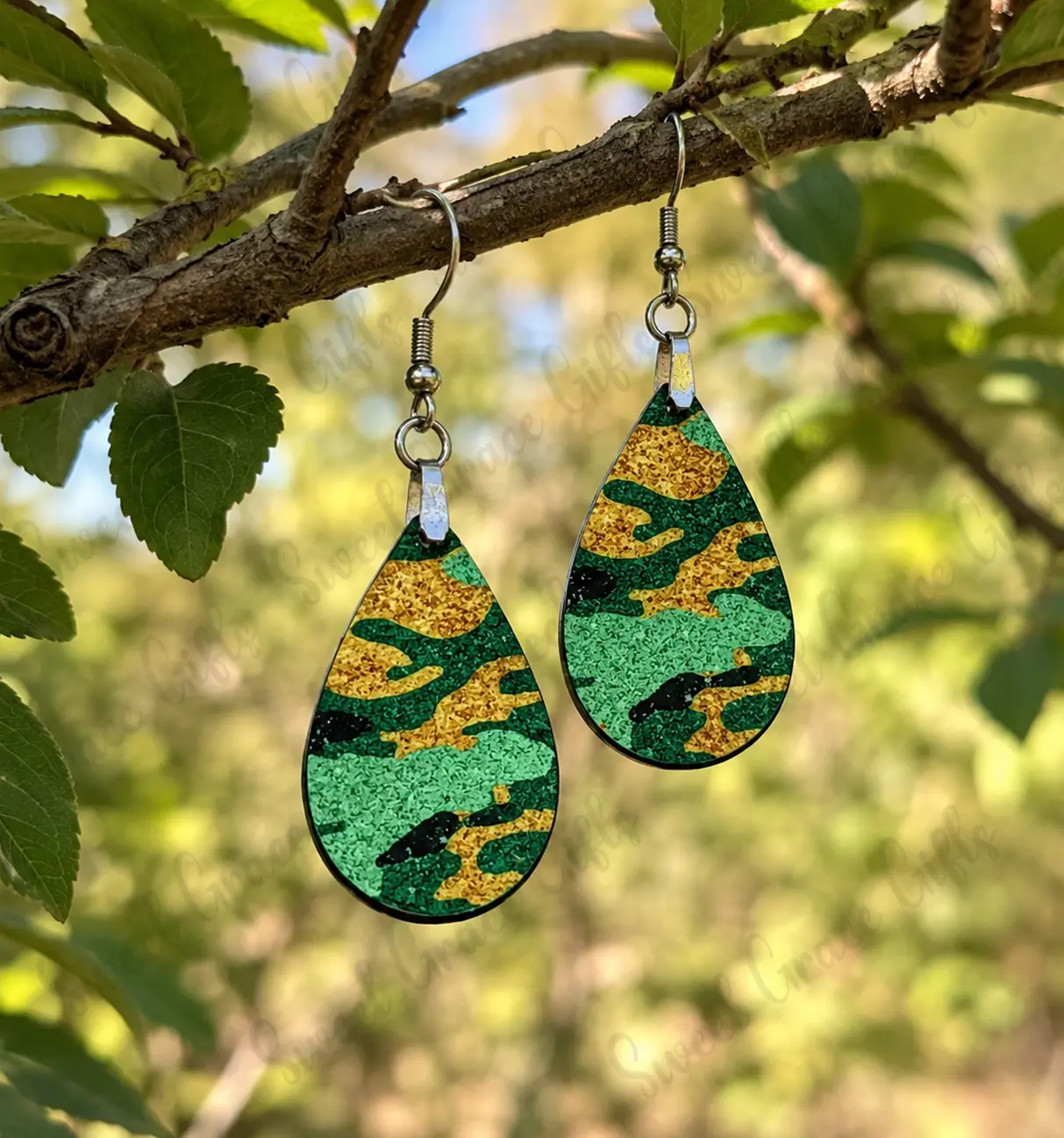 Military Camouflage Glitter Print Teardrop Earrings, MDF-Steel Costume Jewelry for Veterans, Fashion Accessory