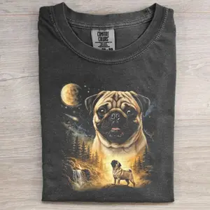 Comfort Colors Pug Howling to The Moon T-shirt, Vintage 90s Dog Graphic Tee, Animal Lover Gift, Unisex Fit Design, Gift for Men and Women