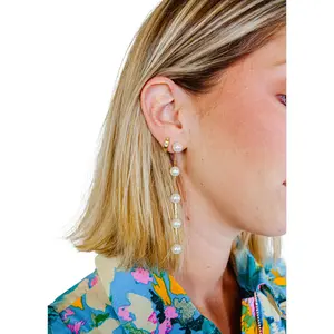 Pearl Drop Earrings with Pearls and Gold Accents, Elegant Design for Everyday Wear