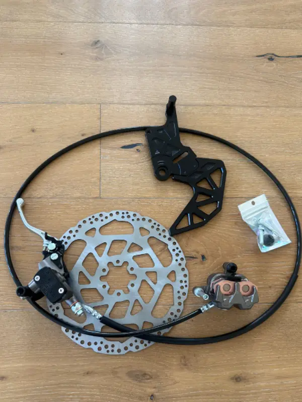 Ultra bee brake kit for talaria’s (Pre bled) Ultra bee brake kit for talaria’s (Pre bled)