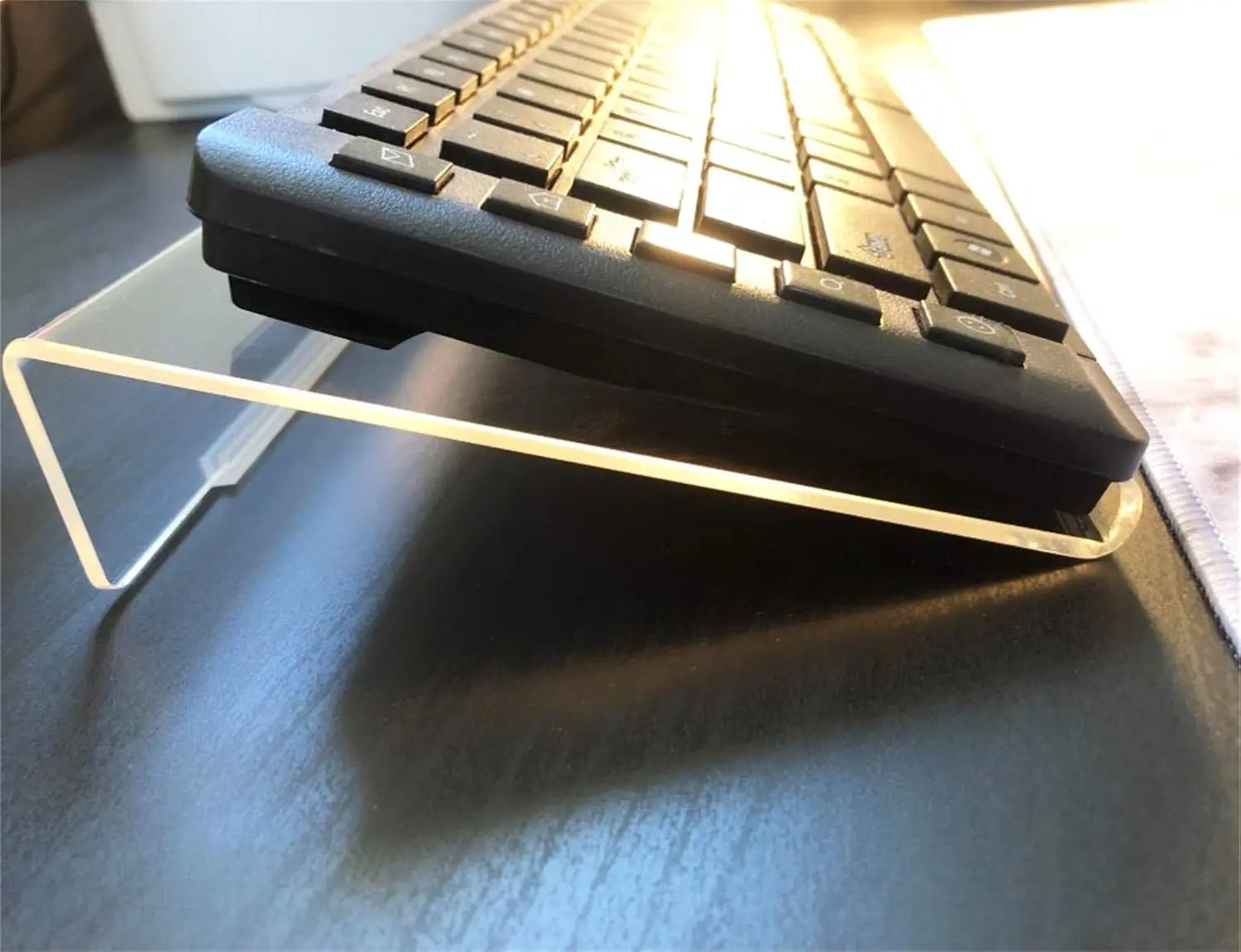 Computer Keyboard Stand, Clear Acrylic PC Keyboard Holder Stand Tilted Computer Keyboard Stand, Keyboard Riser for Ergonomic Easy Typing, Keyboard Stand for Office Desk, Home, School