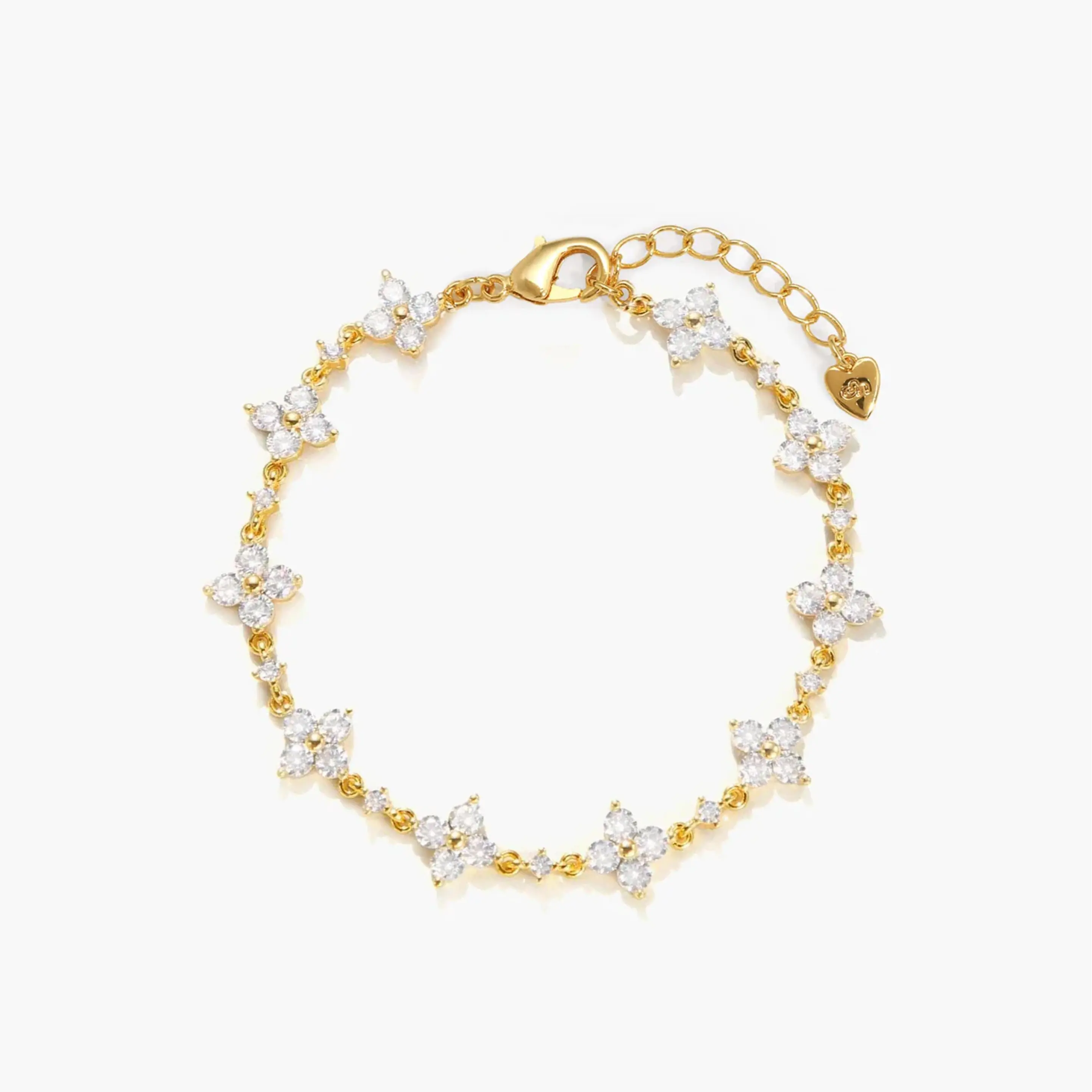 en route 18K Gold Plated Sparkle Clover Bracelet, Minimalist Clover-inspired Design, Versatile Piece for Daily Wear, Layering and Chic Outfits
