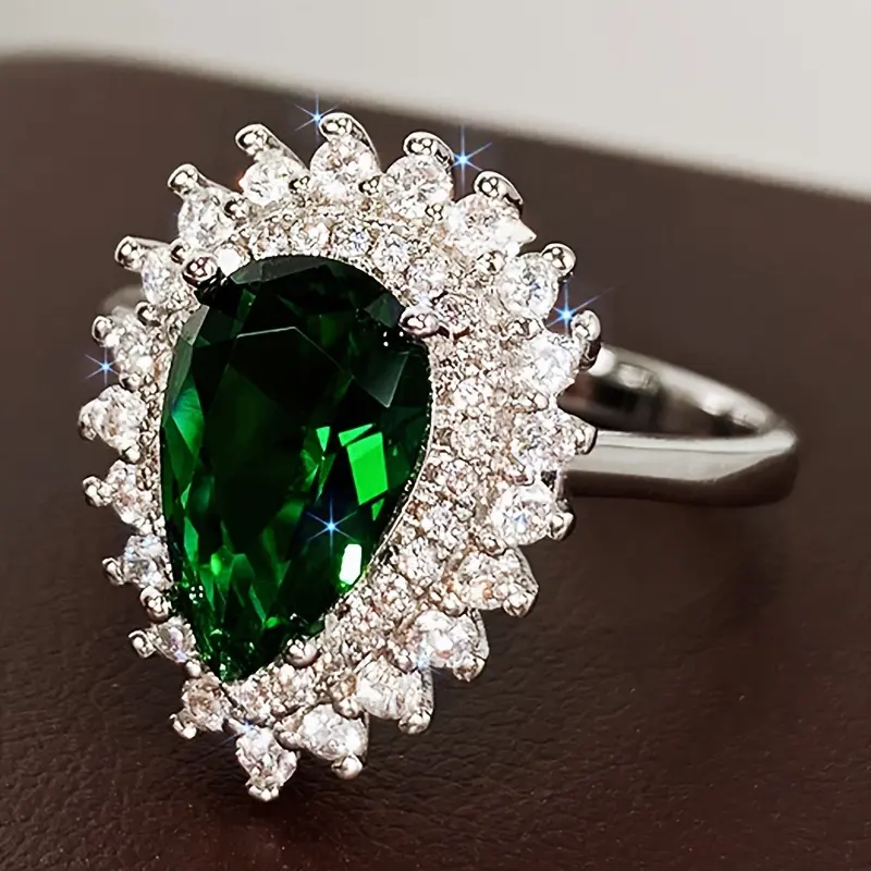 Women's Luxury Emerald-Cut Ring with an Elegant Cubic Zirconia Gemstone and Copper Band, for Daily Wear and Parties, Artificial Gemstone Ring, Synthetic Zirconia Ring