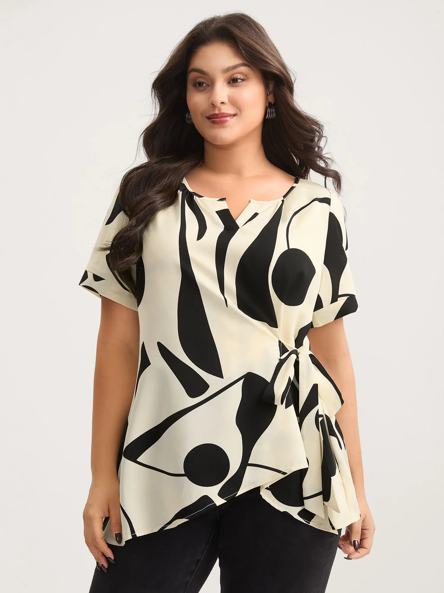 Women's Plus Size Colorblock Blouse - Polyester Office Short-Sleeve Shirt with V-Notch Collar, Asymmetrical Tie Knot, Geometric Office Wear, Shirts, Short Sleeves, Garment, Gathered Detail, Work, Regular, Business, Machine Wash, Shortsleeve, Fabric, Plus,