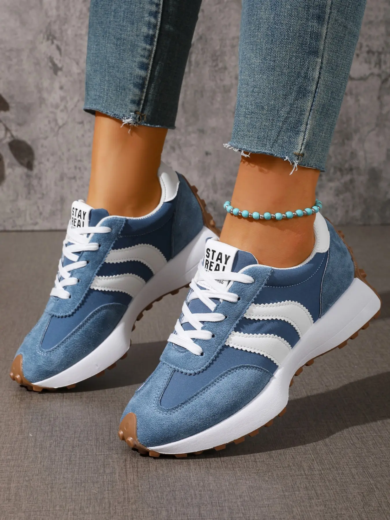 Women's Spring Autumn New Round Toe Thick Sole Casual Shoes, Colorblock Laces Breathable Anti-Slip Fashion Sneakers, Trendy Running Shoes, Athletic Shoes for Outdoor Running Training