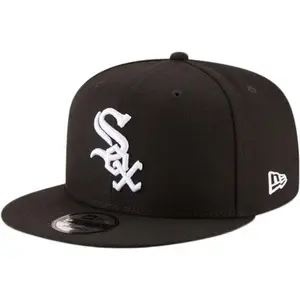 New Era 9Fifty Chicago White Sox Snapback Cap - Black/White New Era 9Fifty Chicago White Sox Snapback Cap - Black/White