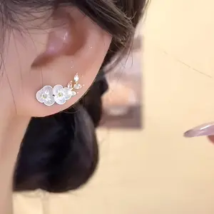 Exquisite French Camellia & Leaf Stud Earrings for Women, Stylish and Elegant Party Earrings, Perfect Jewelry Gift