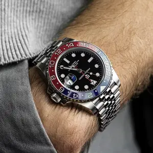 Men’s Luxury Automatic GMT Watch – Sapphire Glass, Stainless Steel