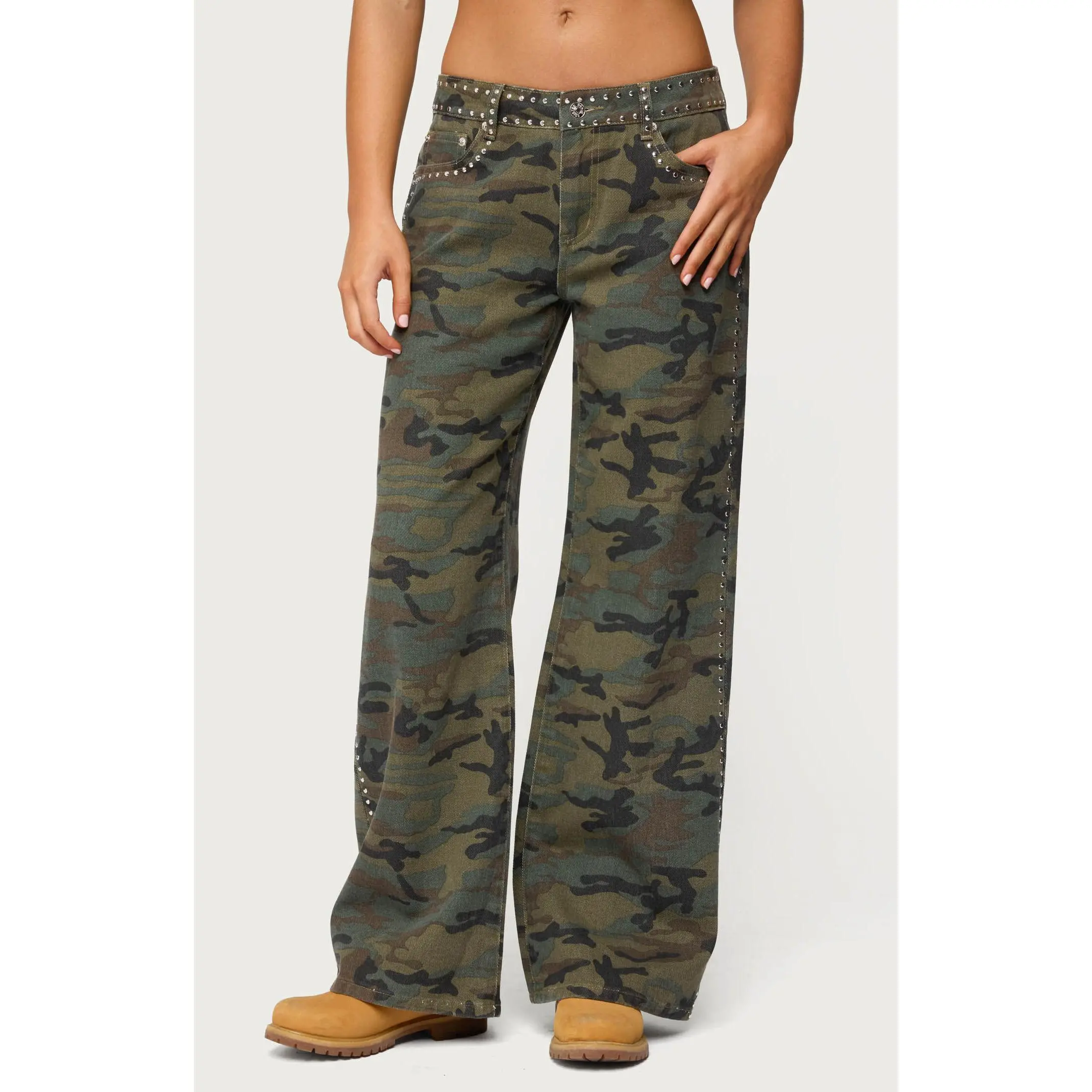 Edikted Women's Quincy Studded Low Rise Baggy Jeans