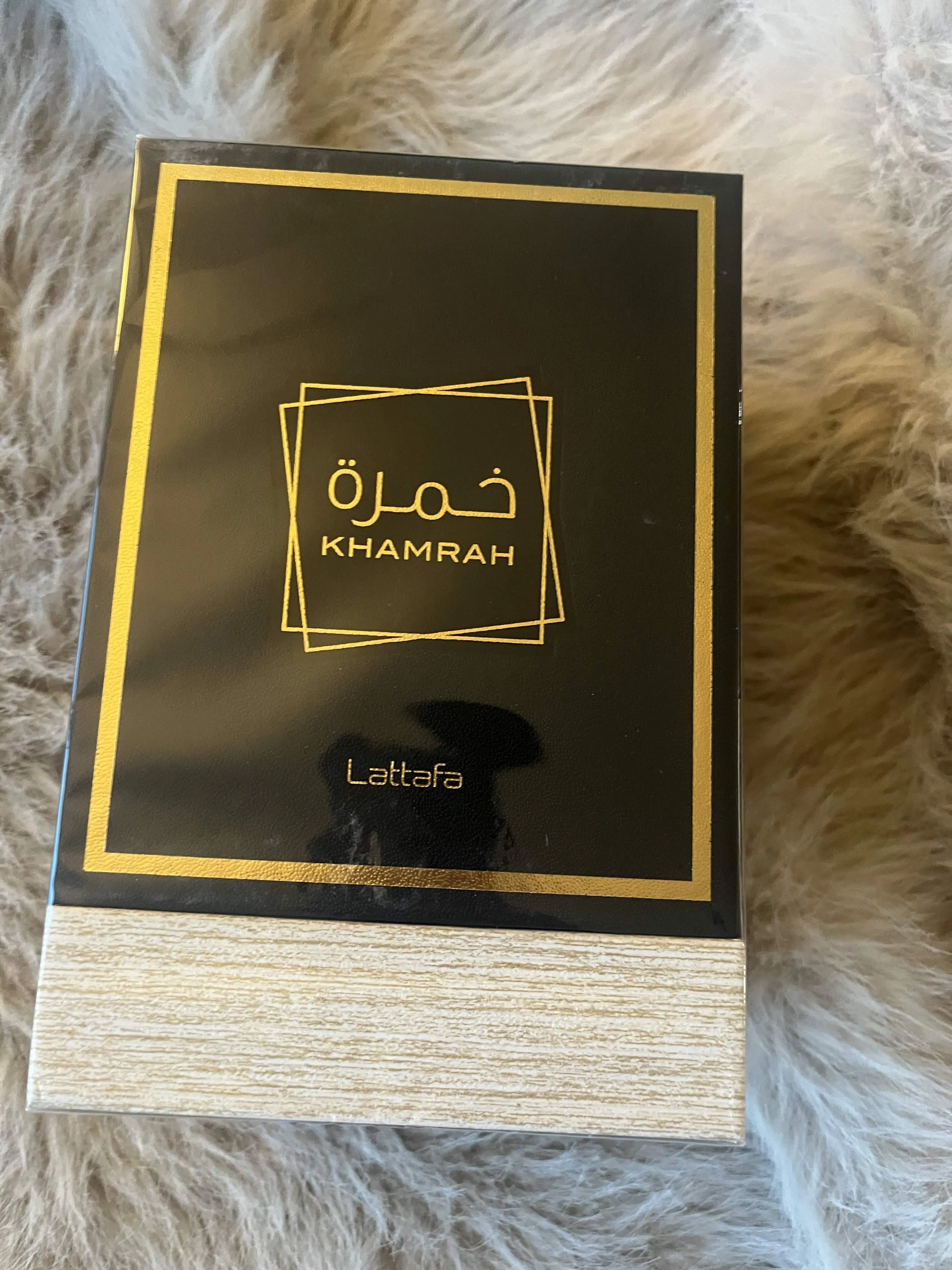 Lattafa Khamrah is a 100 mL Eau de Parfum