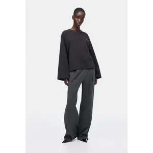 H&M Oversized interlock top