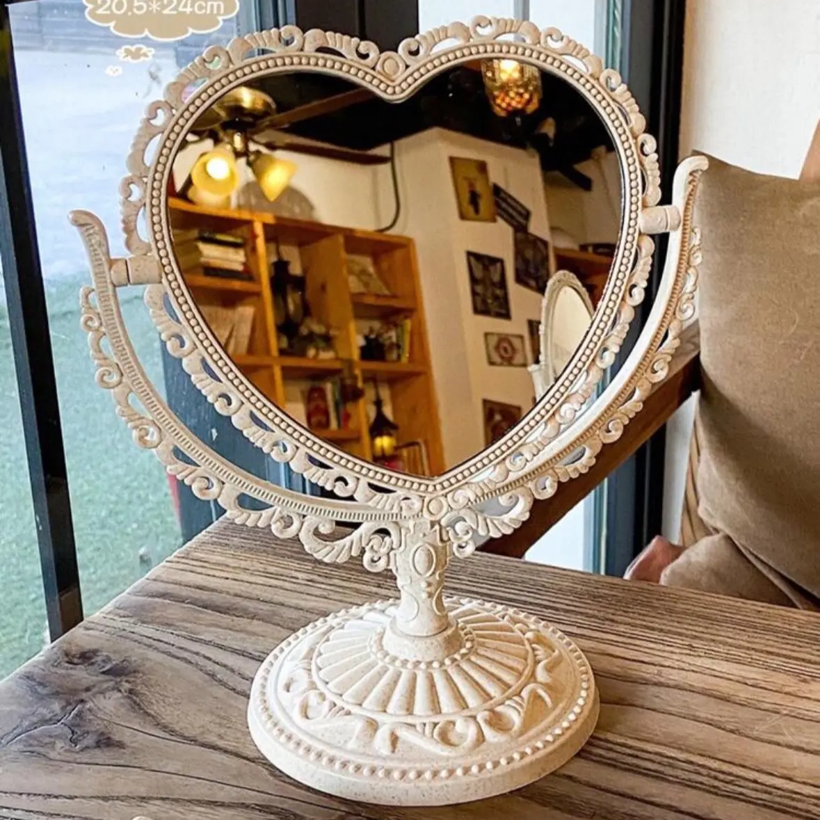 Vintage Heart Shaped Mirror - Perfect for Bedroom Decor