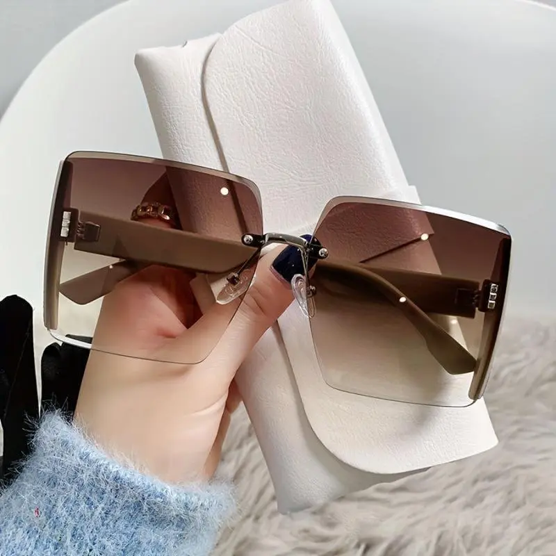 Female Polarized Wrap Around Sunglasses - Retro Oversized Bold Look Style with Durable Polycarbonate Frame, Colorful Lenses for Sports & Fashion Use, Womens Sunglasses, Pc, Polarized Sunglasses tiktokshopbacktoschool
