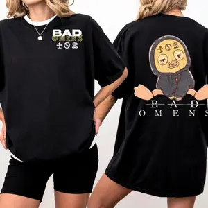 Retro BO with the duck Shirt, Rock Band Shirt, Retro Music Tee, Rock Music Lover Shirt, Vintage Band Shirts, Layer-Friendly, Works in Any Weather, Clean Lines, Minimalist Look