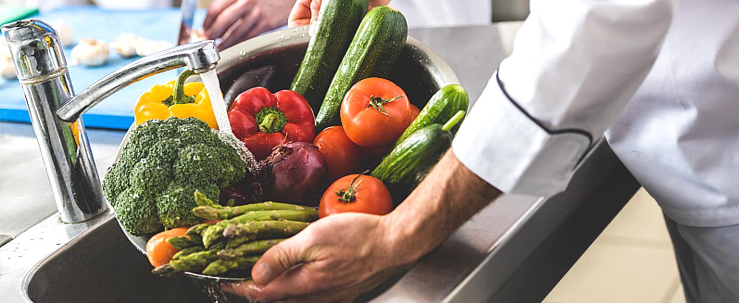 Mixing Bowls with Lids Set 7 PC Stainless Steel Salad Bowls with Colorful Airtight Lids for Kitchen Tableware  Nesting Salad Bowls Set
