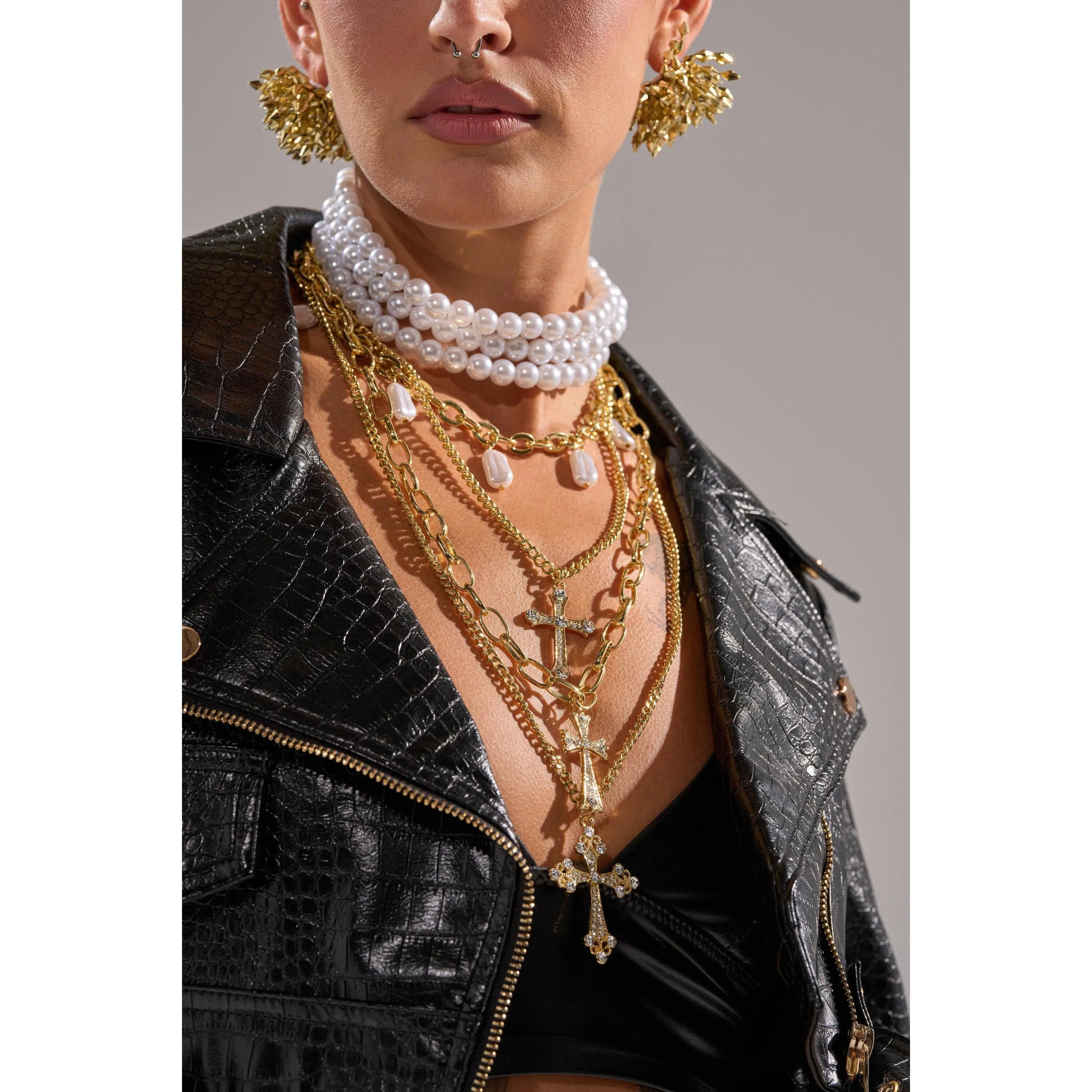 TAKE ME ON A TRIP NECKLACE