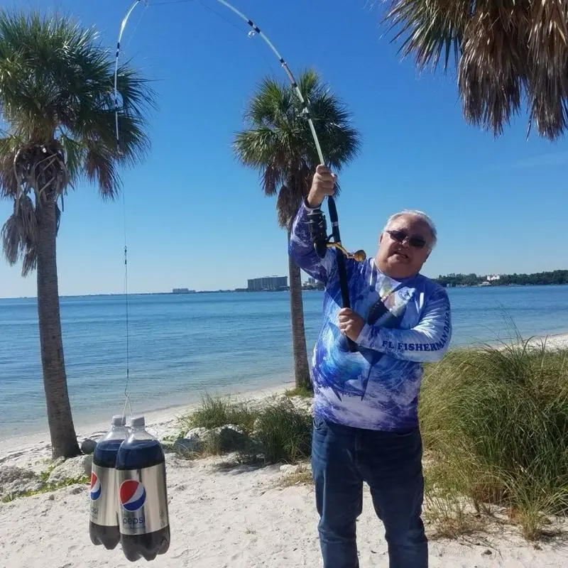 Largo Stick II Spinning Fishing Rod 7ft Two Section 7 Guides Medium Light Fiberglass Saltwater Fishing Durable Portable Strong