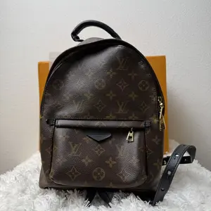 Pre-owned Louis Vuitton lamb Backpacks Monogram Bagpack