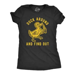 Womens Duck Around and Find Out T Shirt Funny Knife Duck Sarcastic Hilarious Graphic Tee Funny Womens T Shirts Cute Vintage Fashion Casual Ladies T-Shirt Gift Funny Animal Top Women's Novelty Tees Black