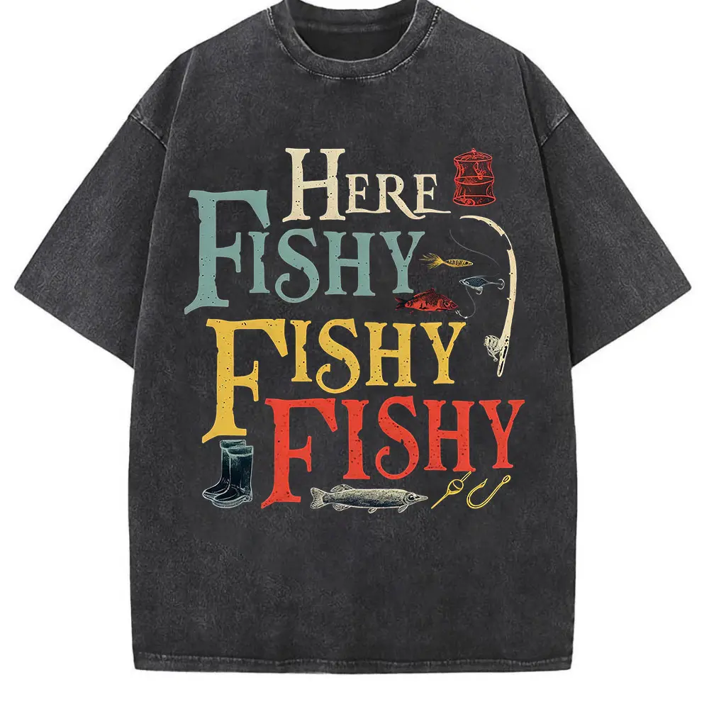 Men's "Here Fishy Fishy" Graphic T-Shirt - 100% Cotton Breathable Quick-Dry Crew Neck Tee with Colorful Fishing Design, Lightweight 180gsm All-Season Casual Shirt for Outdoor Enthusiasts, Fishing Gear Menswear Top
