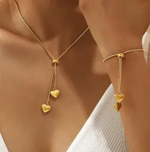 S27- Beautiful Set, Heart Necklace and Bracelet!