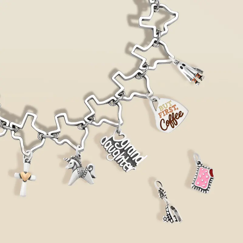 JA Jewelry single multi-element pendant—cute, fun, fashionable, and exquisite.It can be DIYed into bracelets or necklaces, a staple for everyday fashion and an exquisite gift for family, loved ones, and friends, making it the perfect choice for holidays l