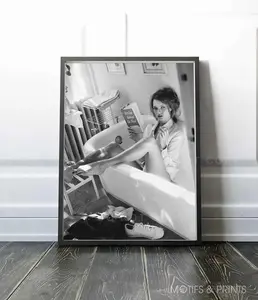 Kate Moss Fashion Photography Print, Vintage Photo Poster, Bathroom Decor