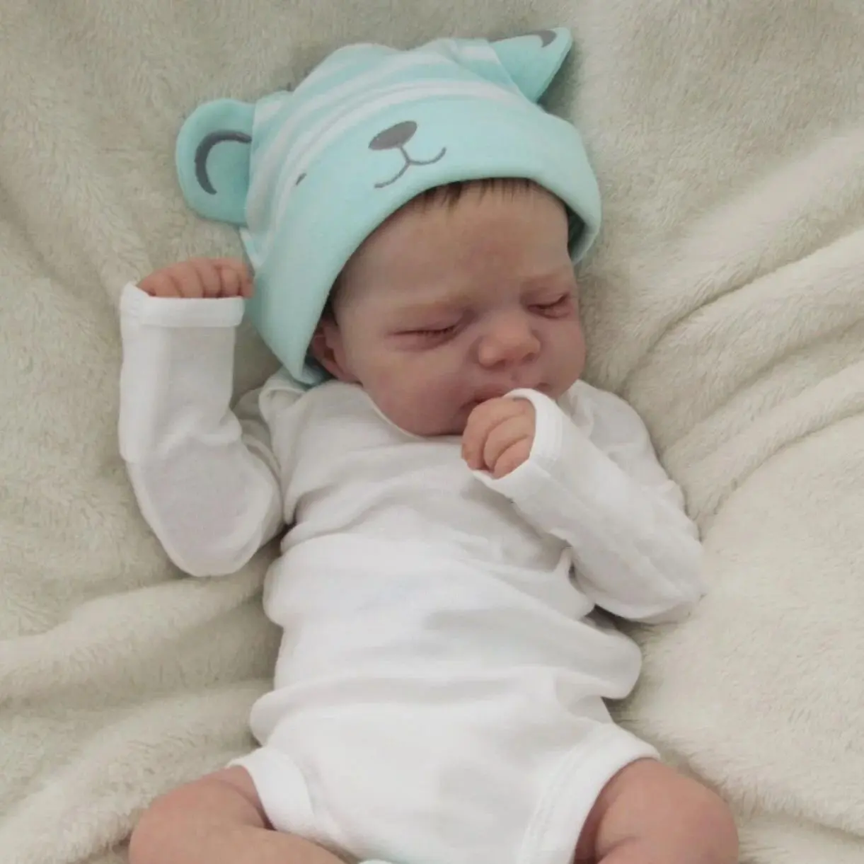 TopLink Realistic Rebirth Doll, 48cm/19inch Lifelike Soft Full Body Vinyl Reborn Baby Doll with 3D-Paint Skin & Visible Veins, Children's Birthday Gift & Play Toy (Diaper Not Included), Lifelike Soft Dolls