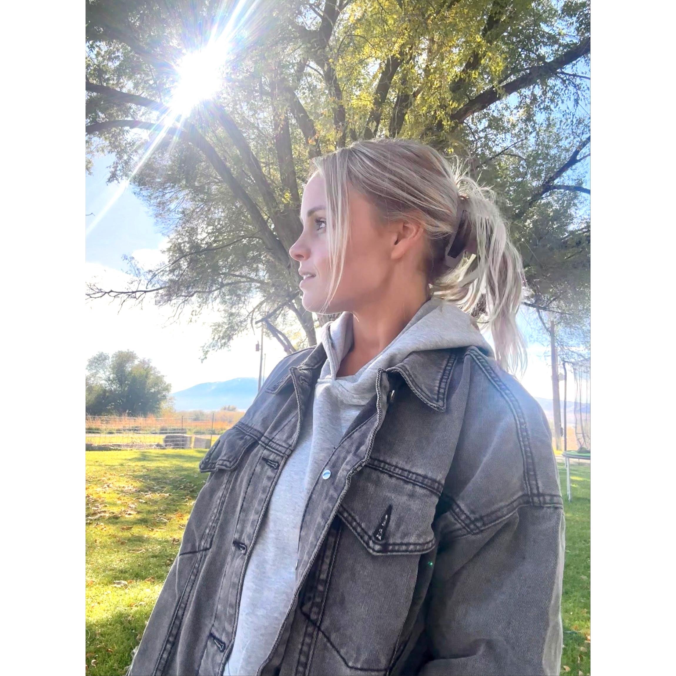 Buenoble Women’s Oversized Mid-Long Denim Jacket Boyfriend Fit Jean Jacket with Pockets Casual Loose Denim Coat SpringStatements