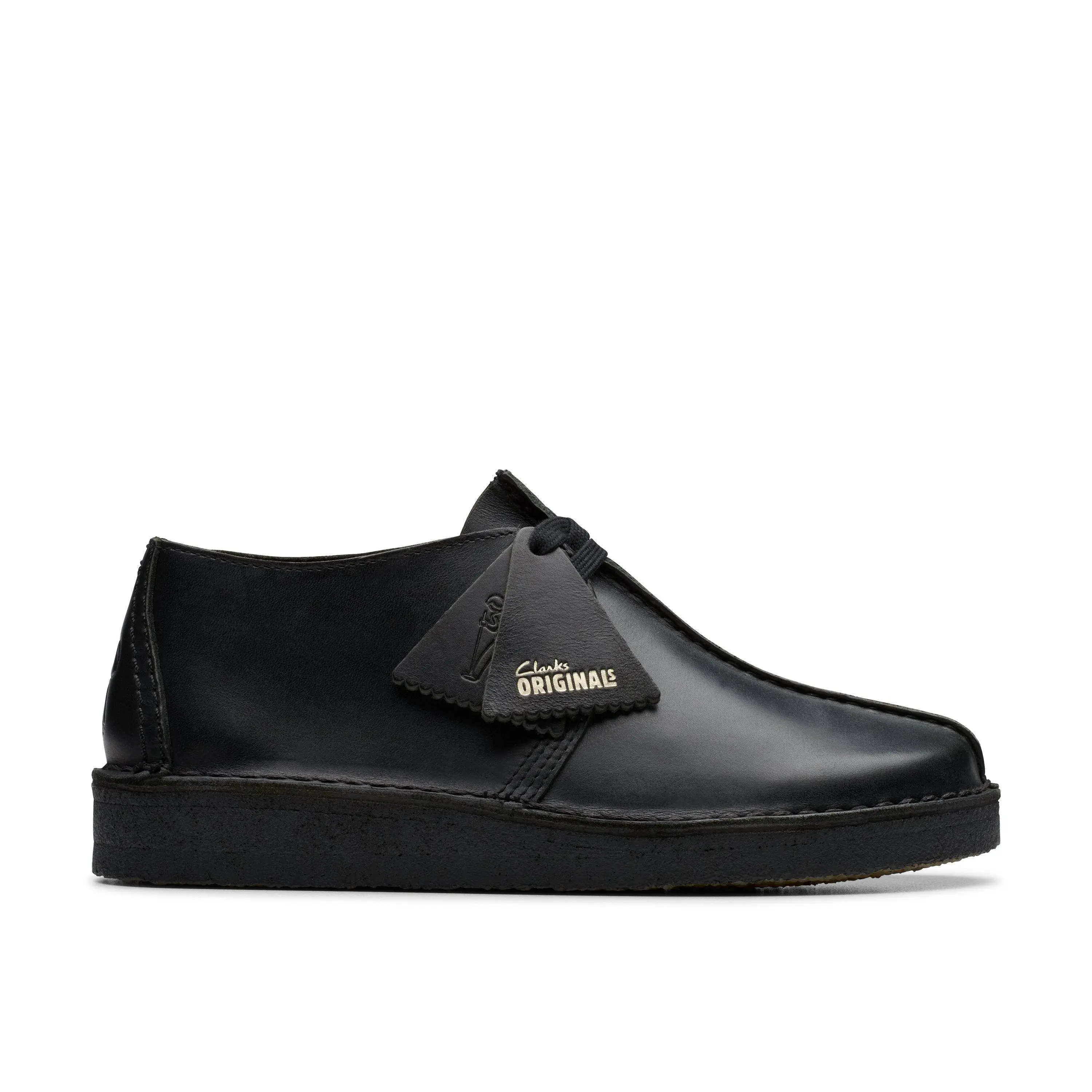 Clarks Originals Womens Desert Trek. Lace Up