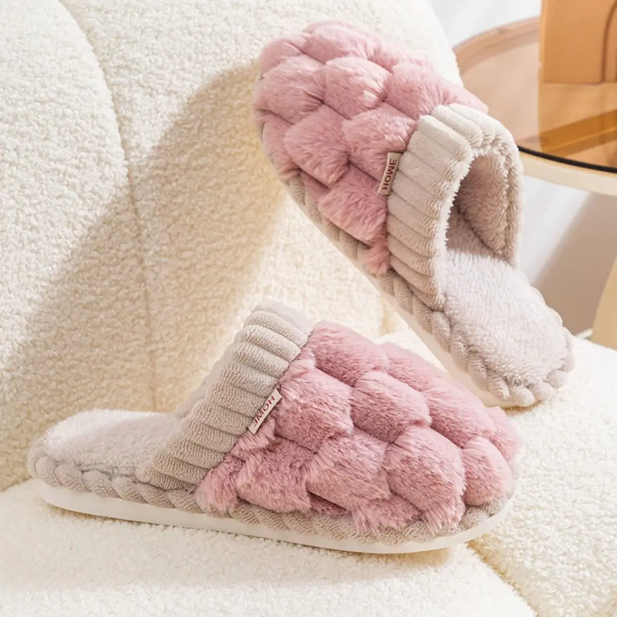 Checkered Fuzzy Slippers for Women, Minimalist Indoor Slides with Thick Non-Slip Soles, Warm House Shoes for Couples, Shoe, Footwear, Anti-Slip Outsoles Women's Fashion Slippers, Chic Women's Fashion Slippers