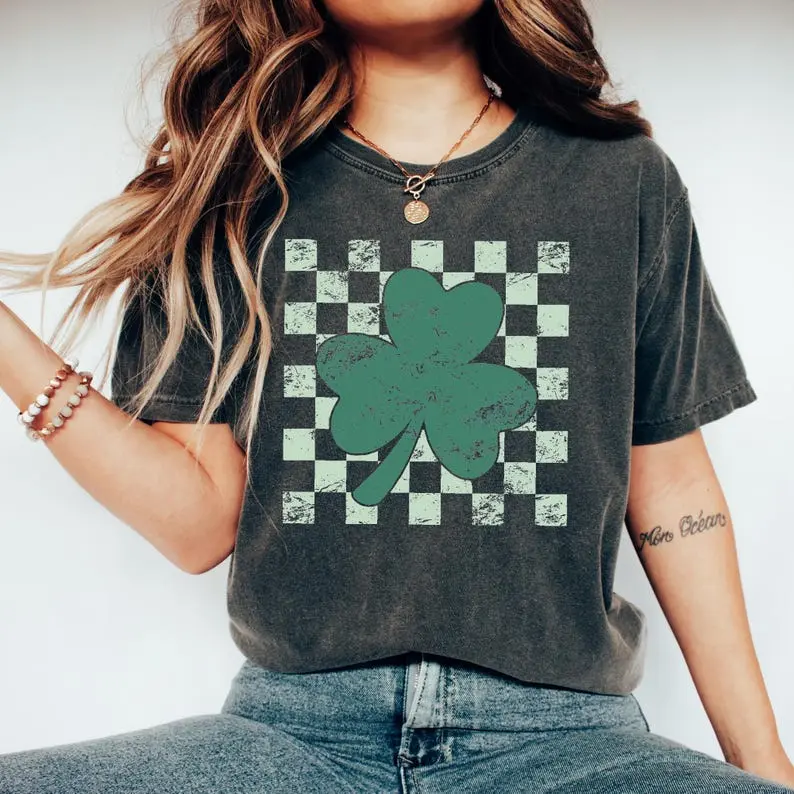 Retro Shamrock T Shirt Womens Lucky Shamrock TShirt Cute St Patricks Day T-Shirt Funny Saint Patricks Day Shirt Shenanigans Tee Irish Gift