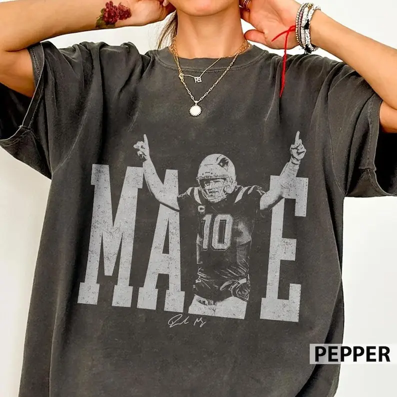Drake Maye New England Football Vintage Comfort Colors Shirt, Graphic Fan T-Shirt, Gift For Women & Men Unisex T-Shirt