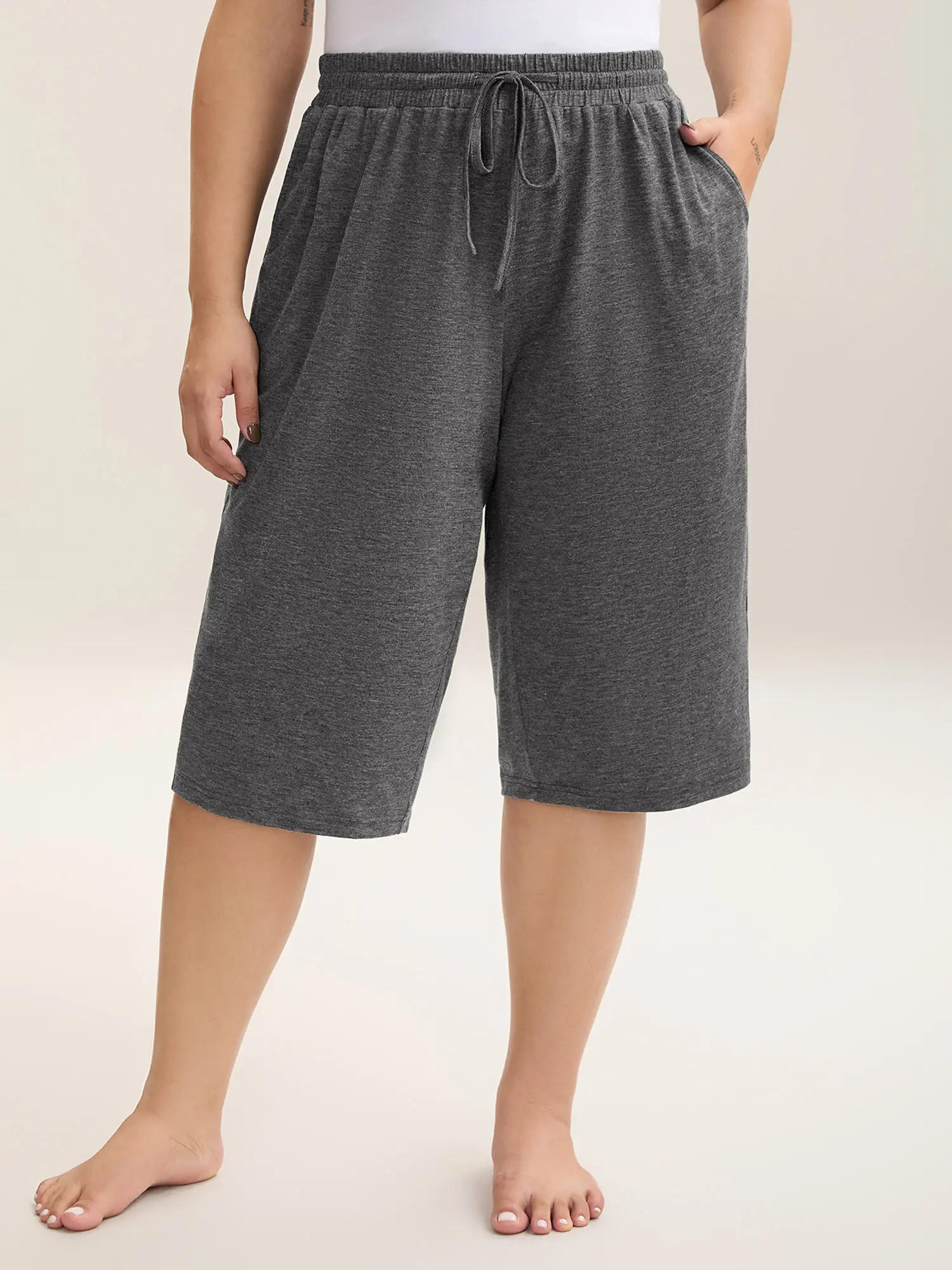 BLOOMCHIC Plus Size Wide-Leg Capri Lounge Baggy Pants - Wide Leg Knit Pull-On Pants with Pockets,M-6X, 2026 Summer Casual Minimalist Curvy Clothing for Women's Plus Size Apparel,belly cover shorts,Summerfinds,back to school shopping