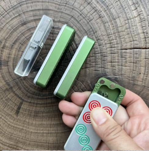 Chian Mahjong Portable Utility Knife - Retractable with hang hole, Sharp sky5 Blade EDC Tool,outdoor camping, ctable  knife edc essential tool sharp surgical carbon steel edc tool knife series pocket knife otf knife Compact Tactical Folding Survival Knife