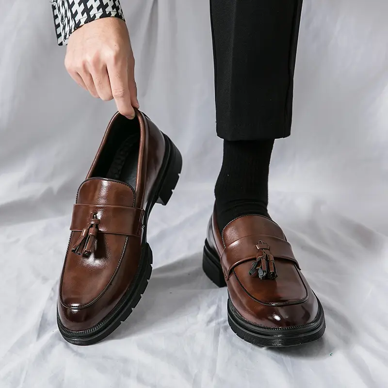 Men's Tassel Slip-On Loafers Comfort Wide Round Toe Non Slip Lug Sole Slip On Dress Shoes Business Office Casual Shoes Footwear Flat Flatform Formal Boy Slipon campingessentials