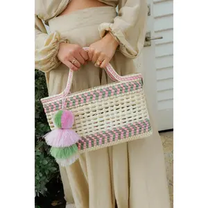 Palm Net Yatzil in Rose / Garden