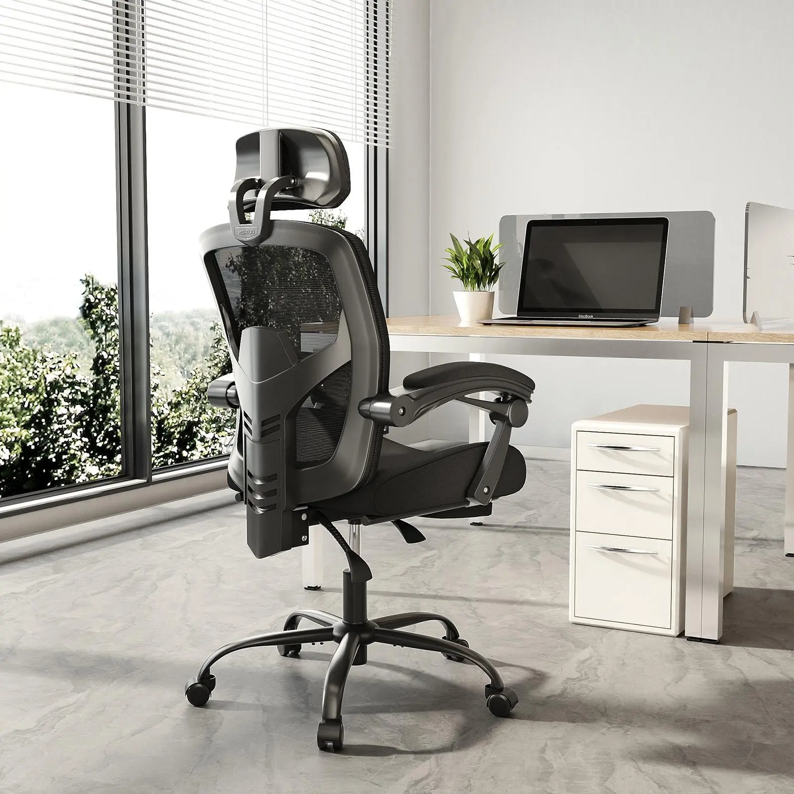 Ergonomic Mesh Task Chair - High-Back Home Office Chair with Wheels, Adjustable Headrest, Padded Seat, Lumbar Support, Adjustable Height, Pneumatic Lift for Gaming Room