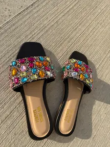 Perla sandals