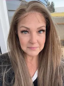 IMstyle ALEXA Color No.1 Pre-Cut 9*6 Light Brown Creamy Highlight Long Straight Lace Front Wig Glueless Low Density Synthetic Wig