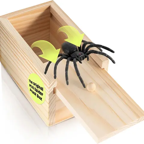 Mini Spider Prank Box - Surprise Wooden Gag Gift, Perfect for Birthday, Halloween & Birthday Pranks, April Fools Day, Harmless Joke with Rubber Spider, Startling & Reusable Prank Kit