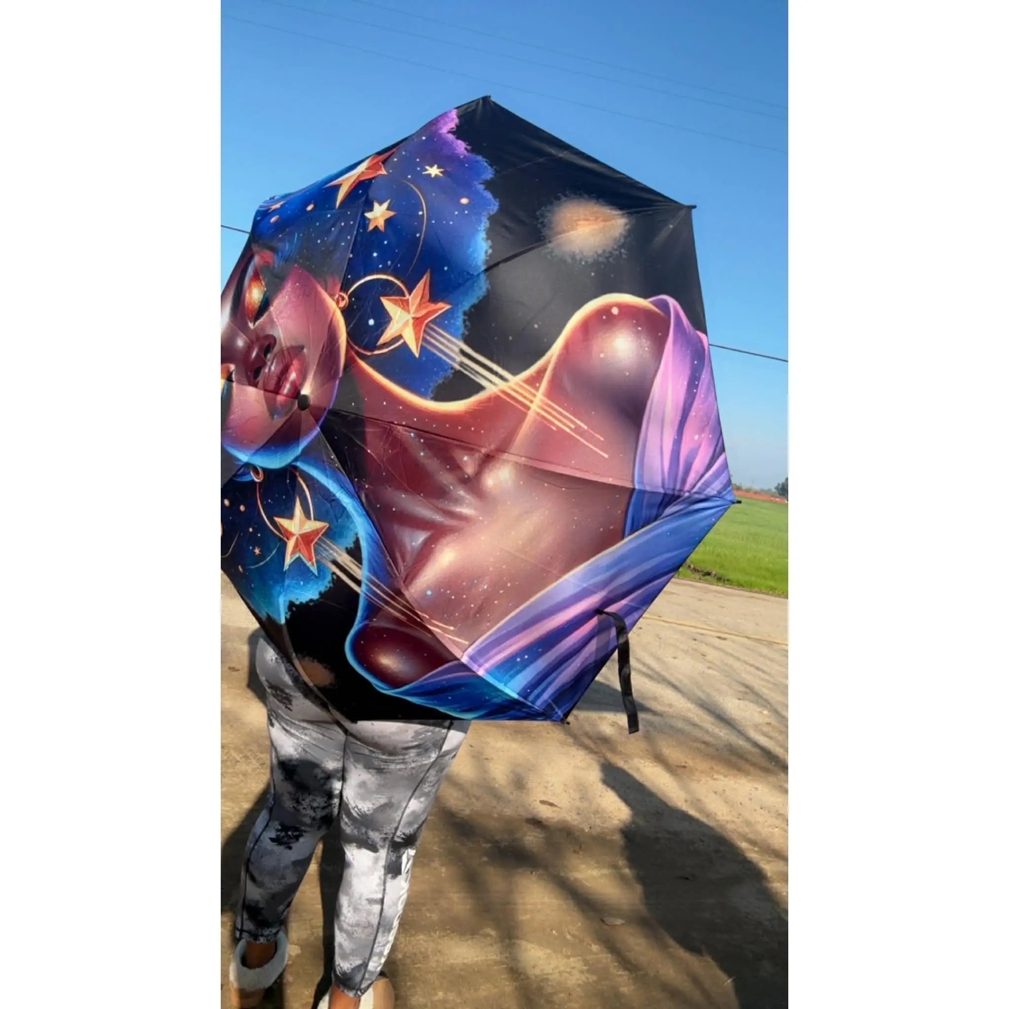 Custom Umbrella opens 48in