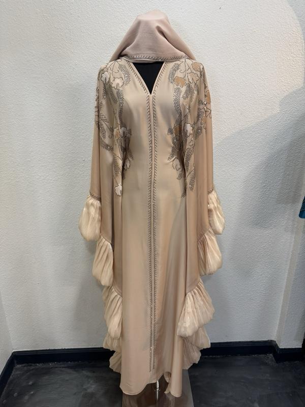 Butterfly Style Dubai Abaya - BBC Elegant Design with Unique Patterns and Sleeves