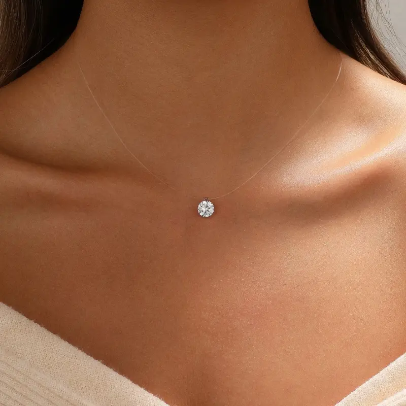 Women's Silver-Toned Fish-Shaped Pendant Necklace - Durable Fashion Accessory, Adjustable Size, Large Sparkling Diamond, 39cm Chain with 5cm Extender, Silver-Toned Metal Feels Luxe Daily Wear for Female, Fish Necklaces