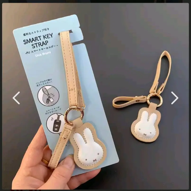 Kawaii Bunny Keychain - Cute PU Bag Charm with Key Smart Strap, Kawaii Miff Accessories, Aesthetic Gift for Friends and Kids |