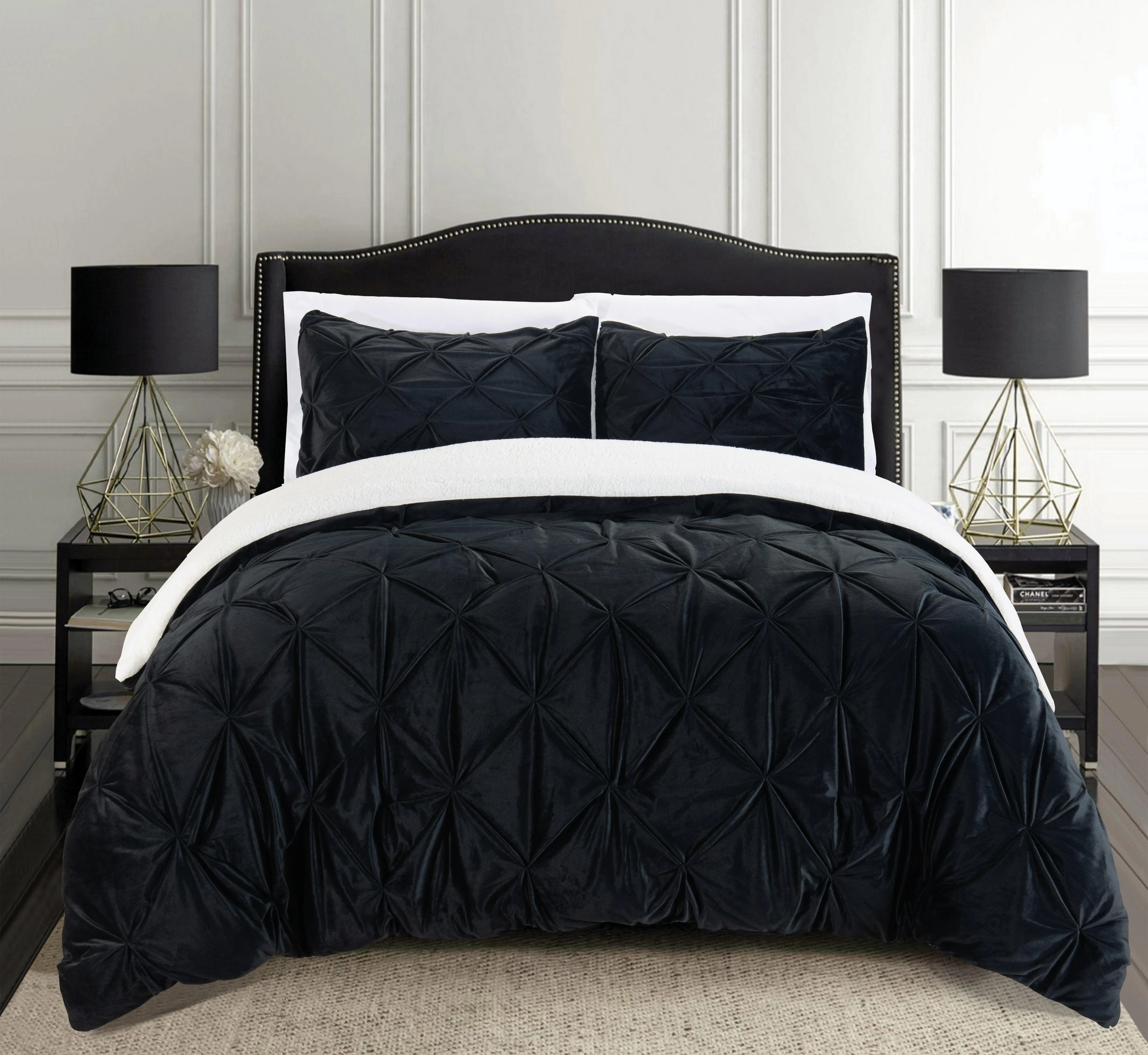 Elegant Comfort 3-Piece Pinch-Pleated Micro-Suede Sherpa Comforter Set – Reversible Cozy Luxury Bedding