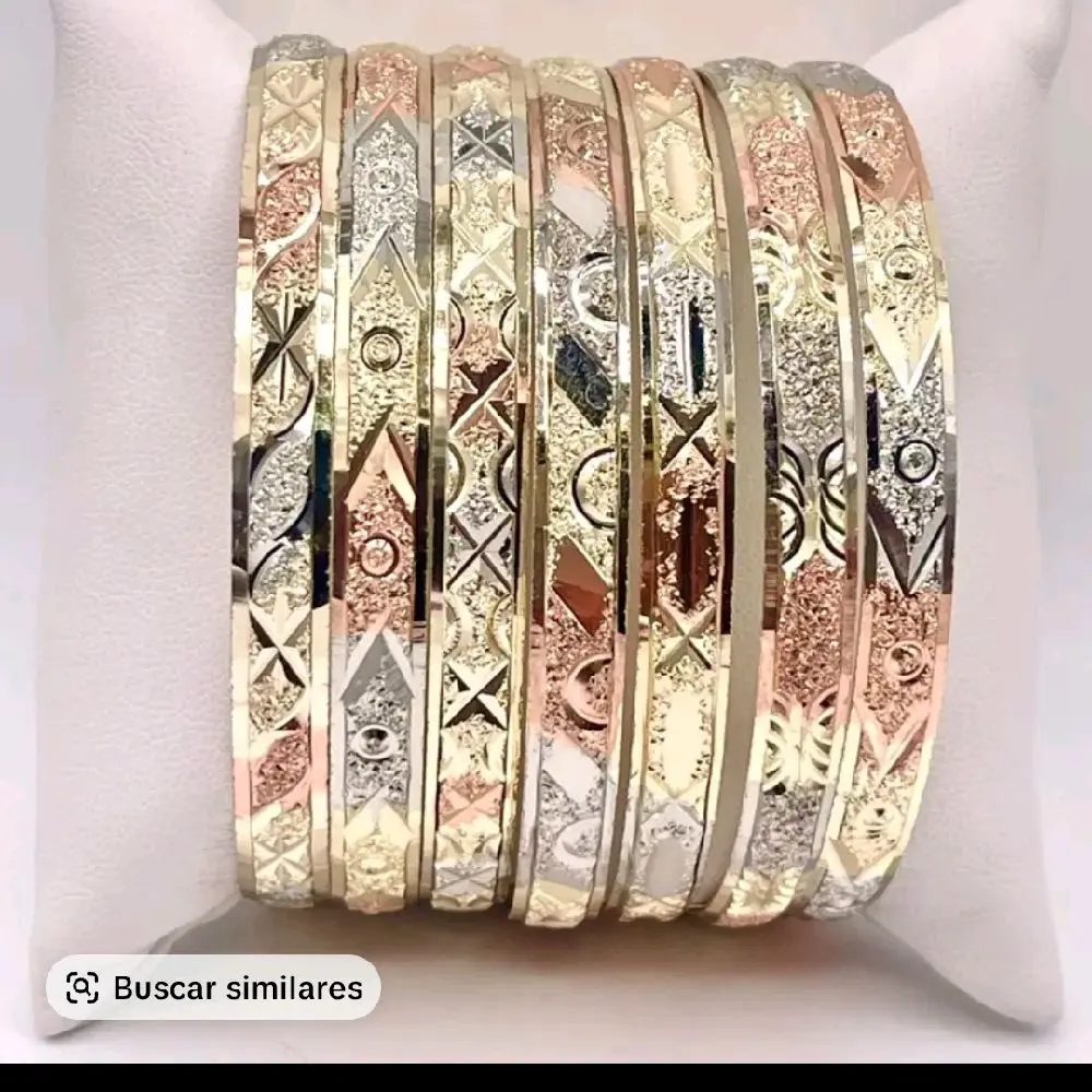 Fashionable Tricolor Non-Natural Crystal Bangle Bracelet, 7-Piece Semanario Jewelry, Stylish Bangle Accessory, Fashionable Bangles