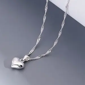 Fashion Versatile Copper Silver Plated Peach Heart Collarbone Chain Necklace Heart Pendant Jewelry