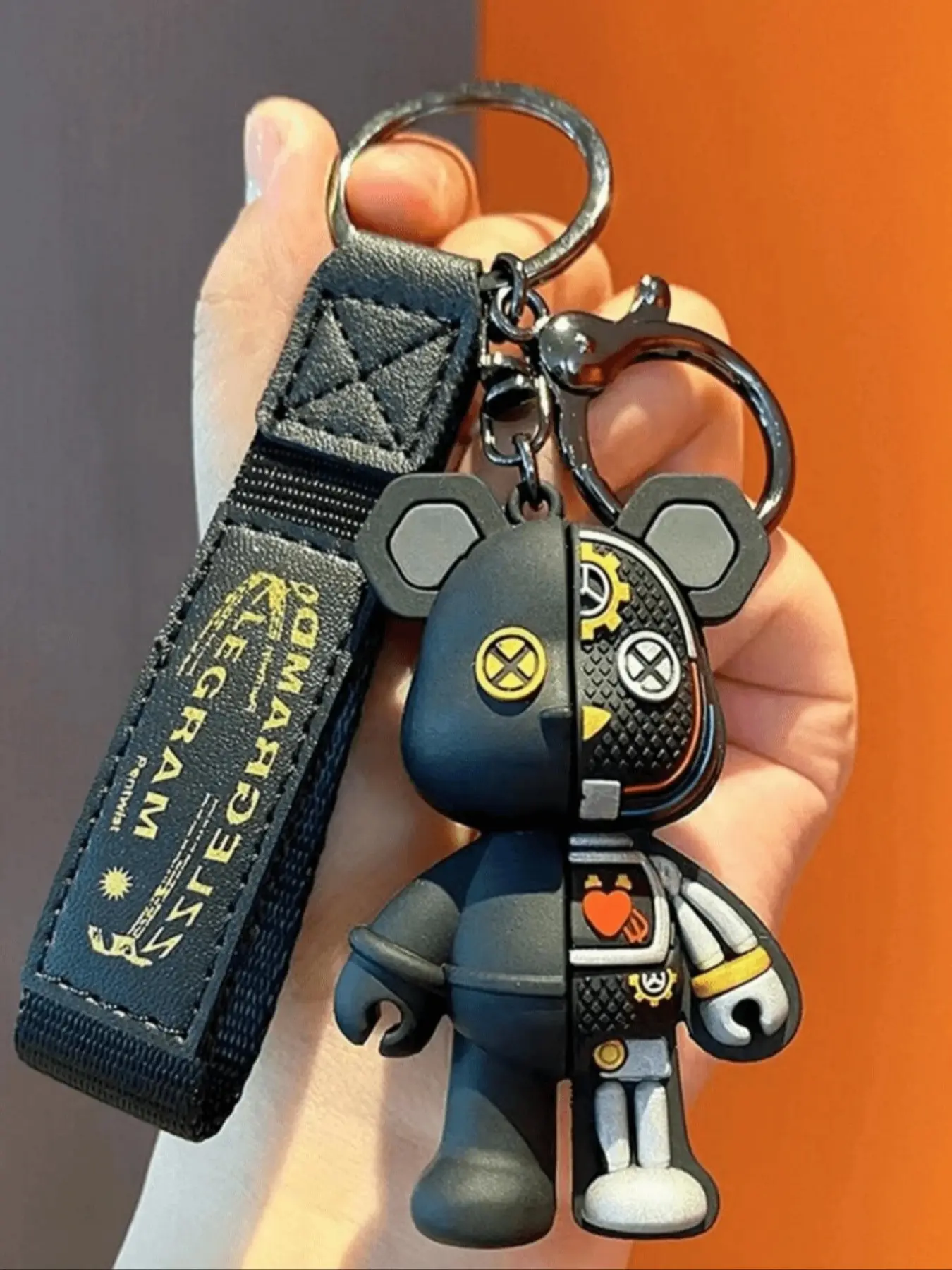Mechanical Bear Keychain Pendant, Backpack Decoration, Bag Pendant Keychain, Unisex Cartoon 3D Statue, Fashion Creative Key Ring, Car Accessories Gift, Keychain Charm